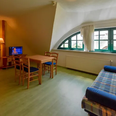 Lotti Nur 200 Meter Bis Zum Wasser * Putbus